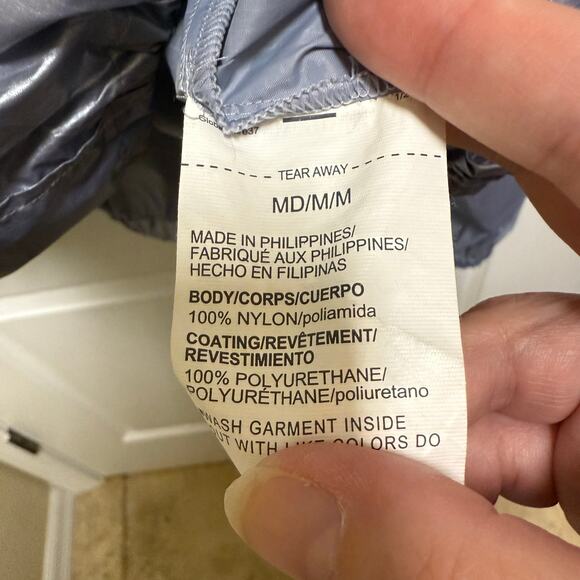 Under Armour Women's Blue Silver Woven Metallic Anorak Pullover Jacket 1/4 Zip M - Picture 12 of 12